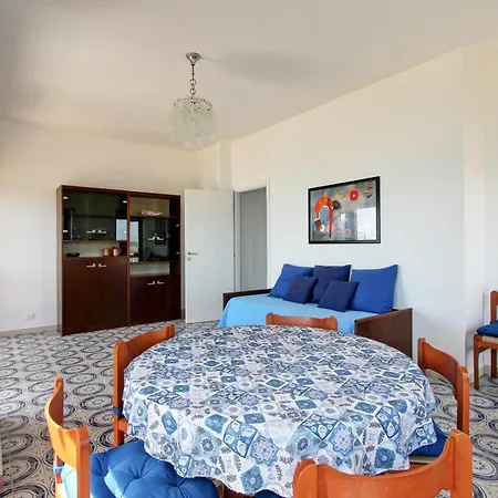 Mare Fuori Apartment *